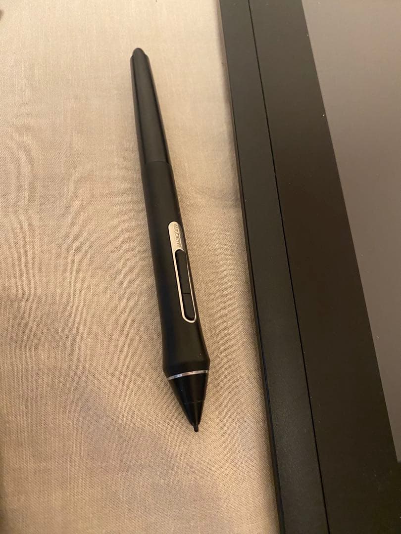 液タブ・ペンタブ Wacom Cintiq 16 DTK1660 + Tourbox Elite