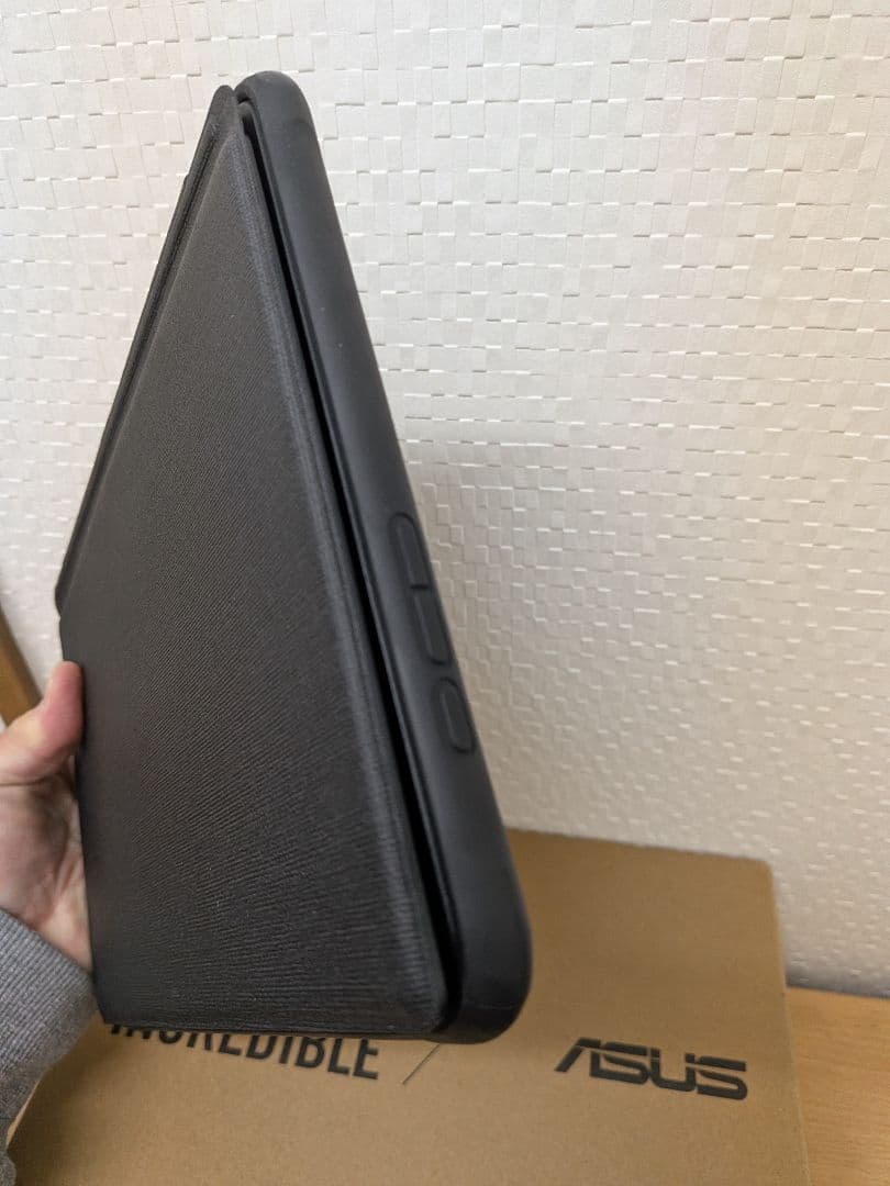 ASUS Chromebook CZ1000DVA 本体