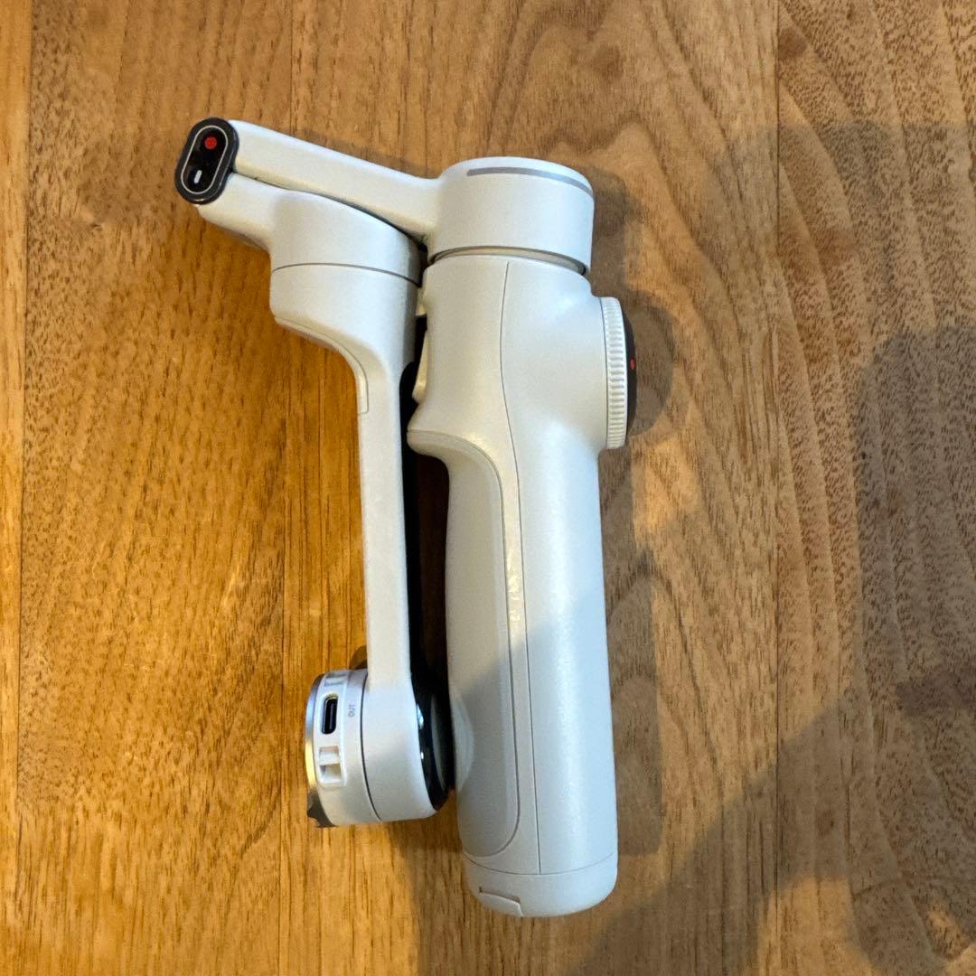 Insta360 Flow 2 pro スタビライザー