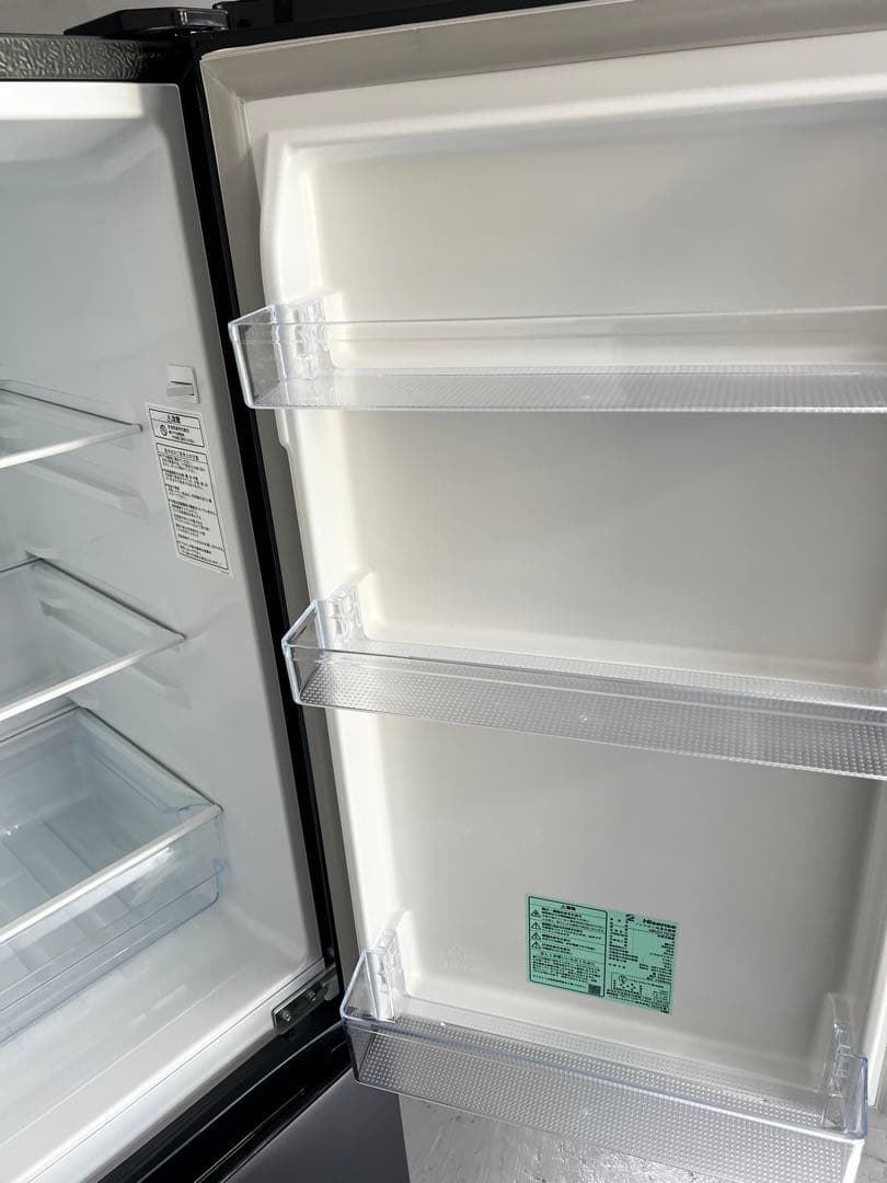 Hisense 冷蔵庫 2024年製 美品　高年式　保証込み　送料取付無料