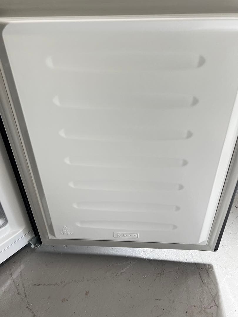 Hisense 冷蔵庫 2024年製 美品　高年式　保証込み　送料取付無料