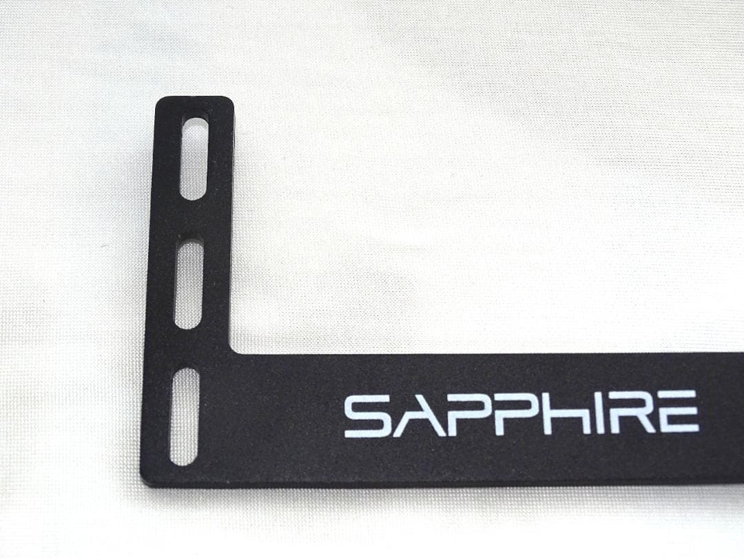 グラフィックボード・グラボ・ビデオカード NITRO+ Radeon RX7800XT GAMING OC 16GB