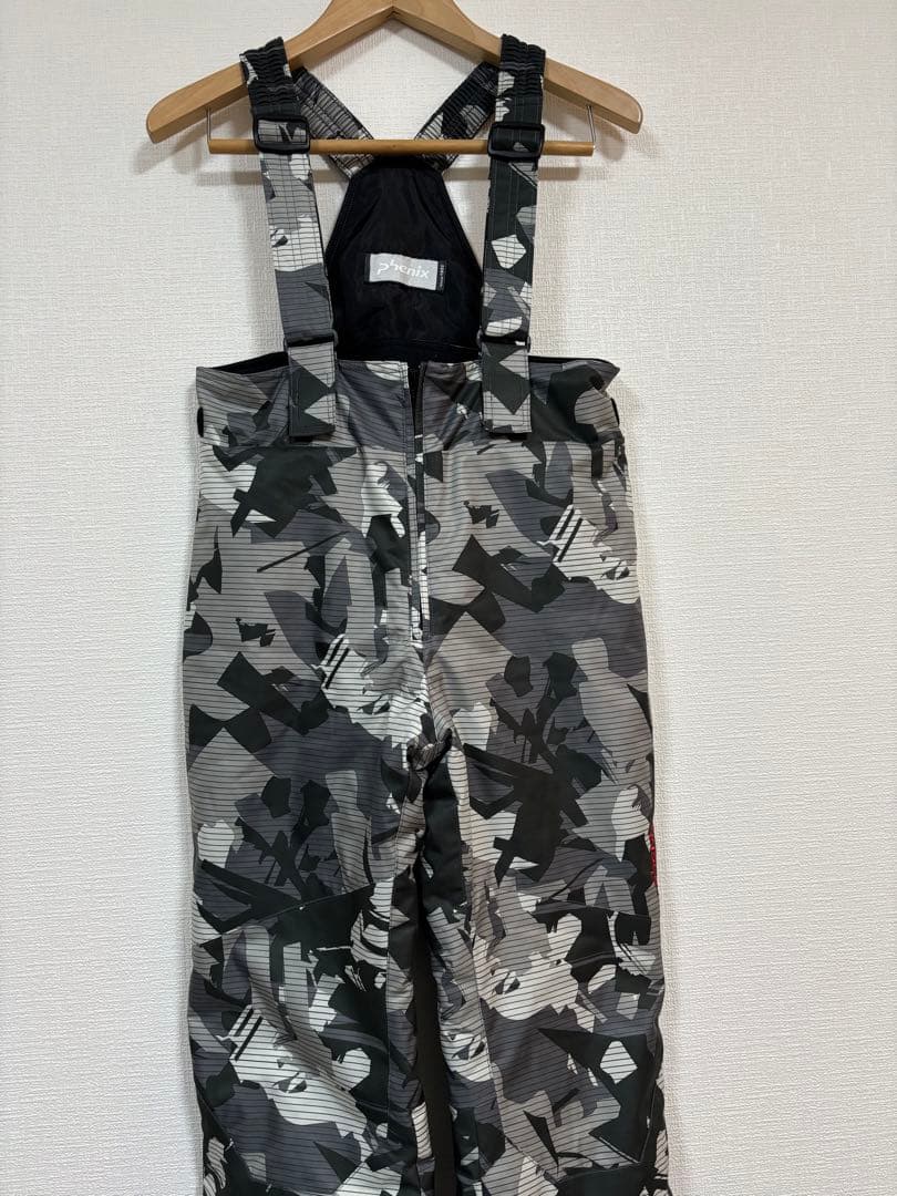 美品 phenix スキーウェア　上下セット　150 サイズ調整可能