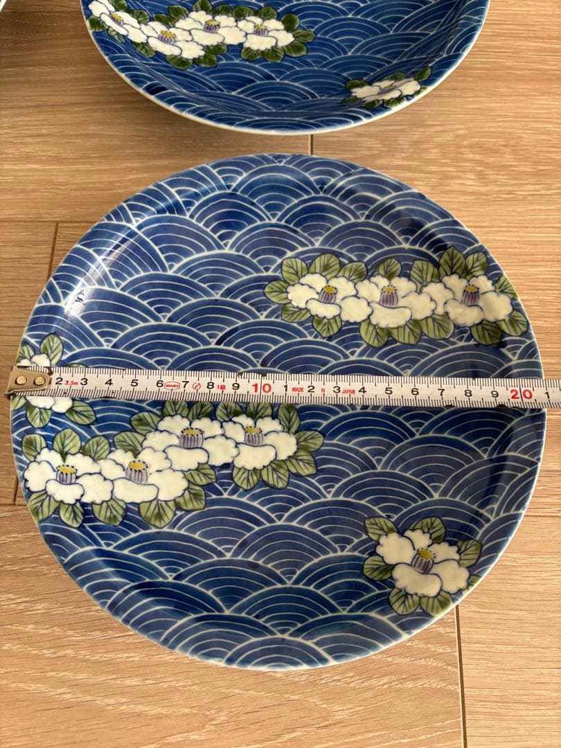 華山　青海波と椿　皿　五枚