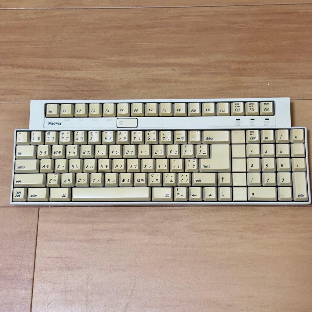 Macintosh SE クリーム色 1987年製