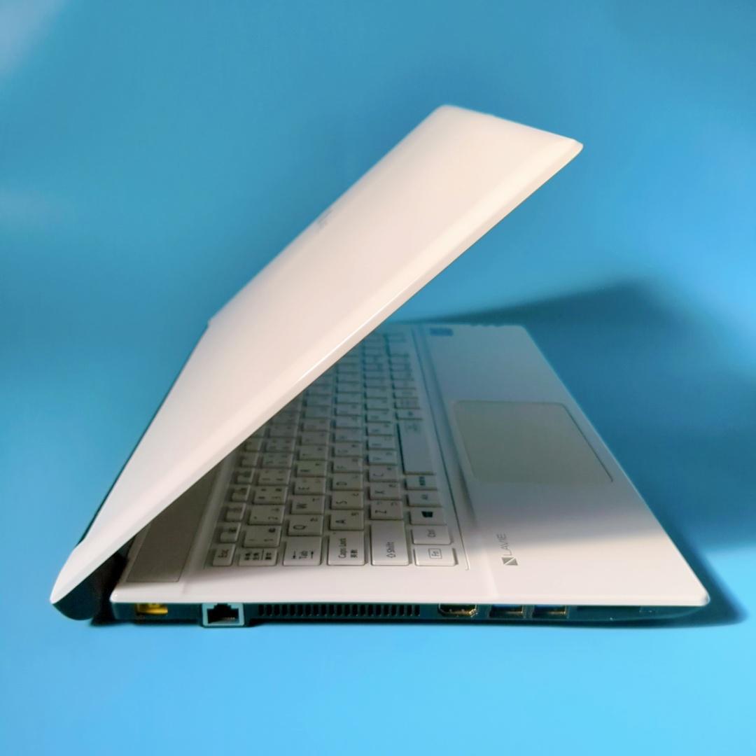 美品✨特大1TB‼️メモリ8GB✨設定済ですぐ使える♪カメラ付白ノートパソコン訳