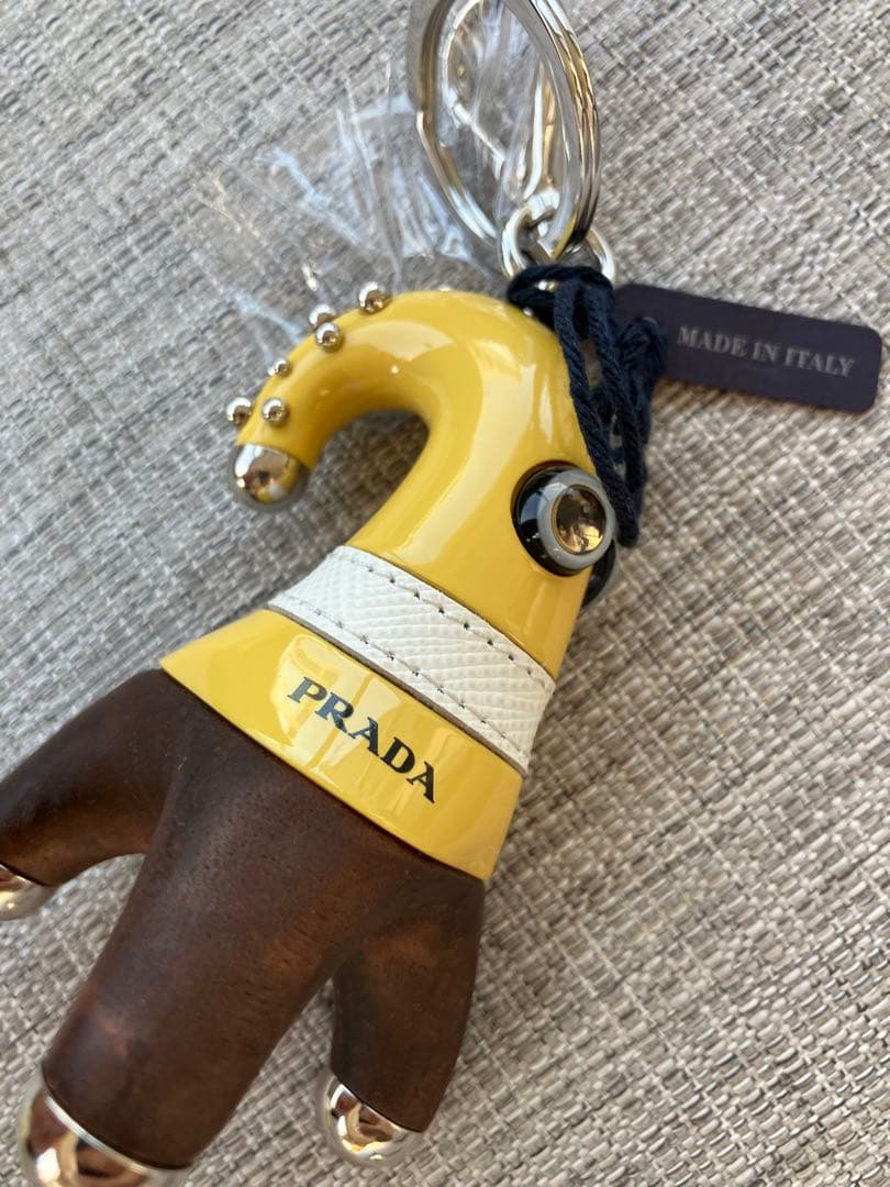 【専用】PRADAキーホルダー限定品