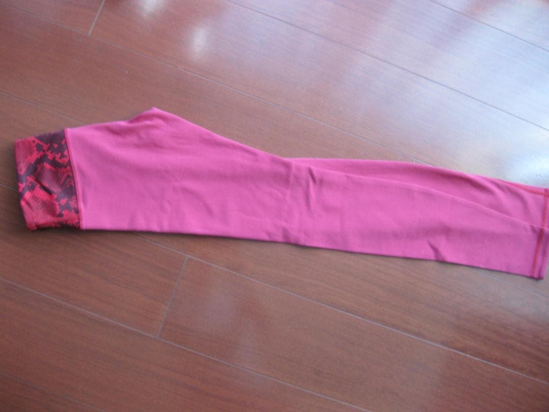 ルルレモン　ヨガ　レギンス　レッド系　4　美品