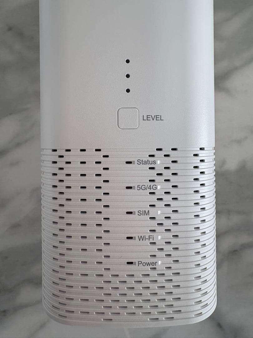 老若男女だれでも簡単にWiFiができる SoftBank 新型Airターミナル6