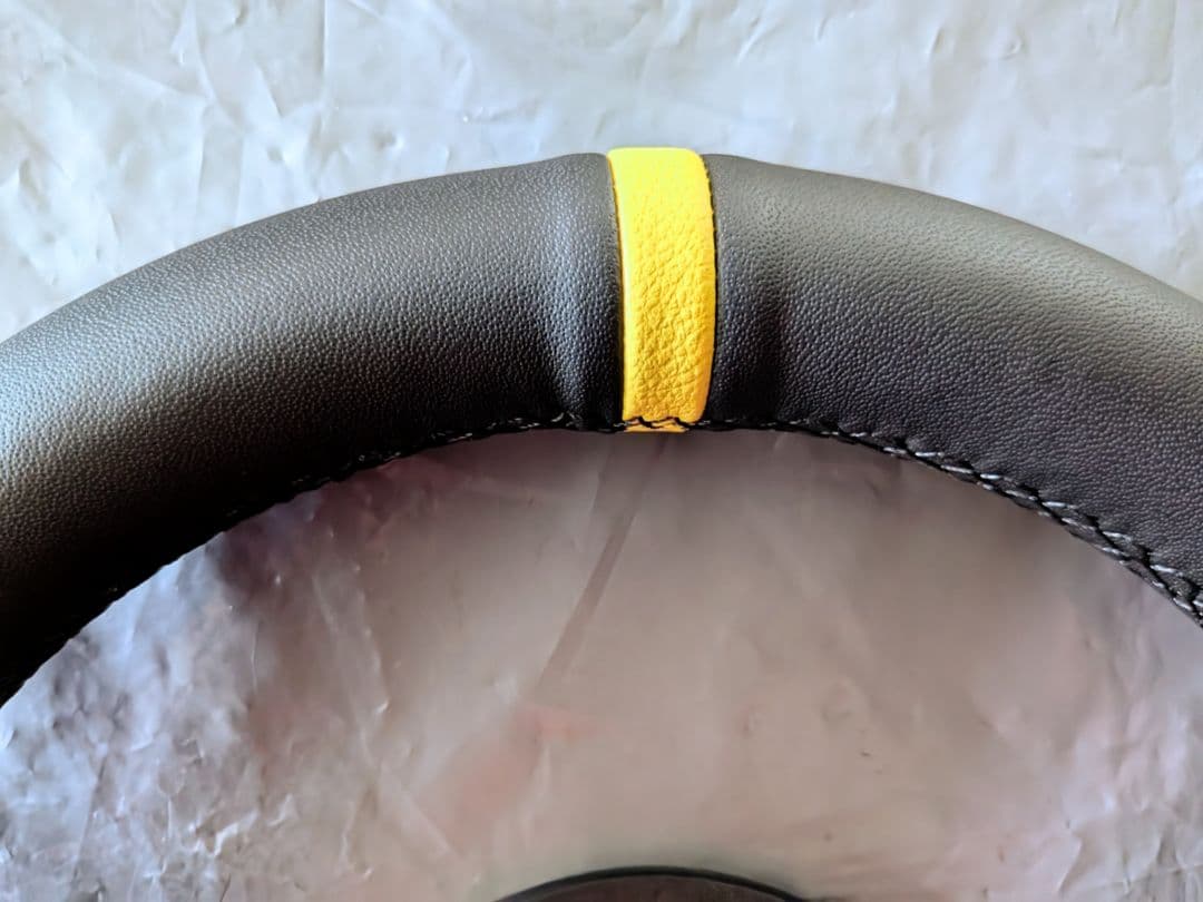 28パイ　スポーツタイプ　ステアリング　おまけ付き