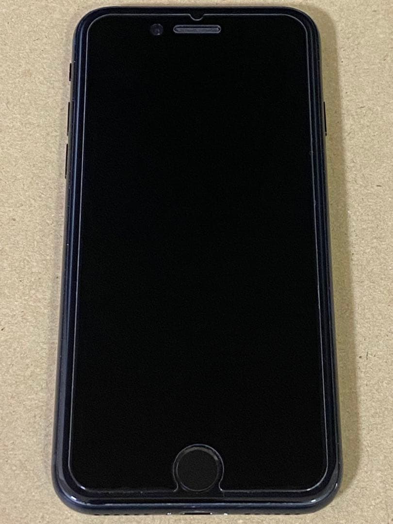 iPhoneSE(第三世代) SIMフリー バッテリー最大容量90%