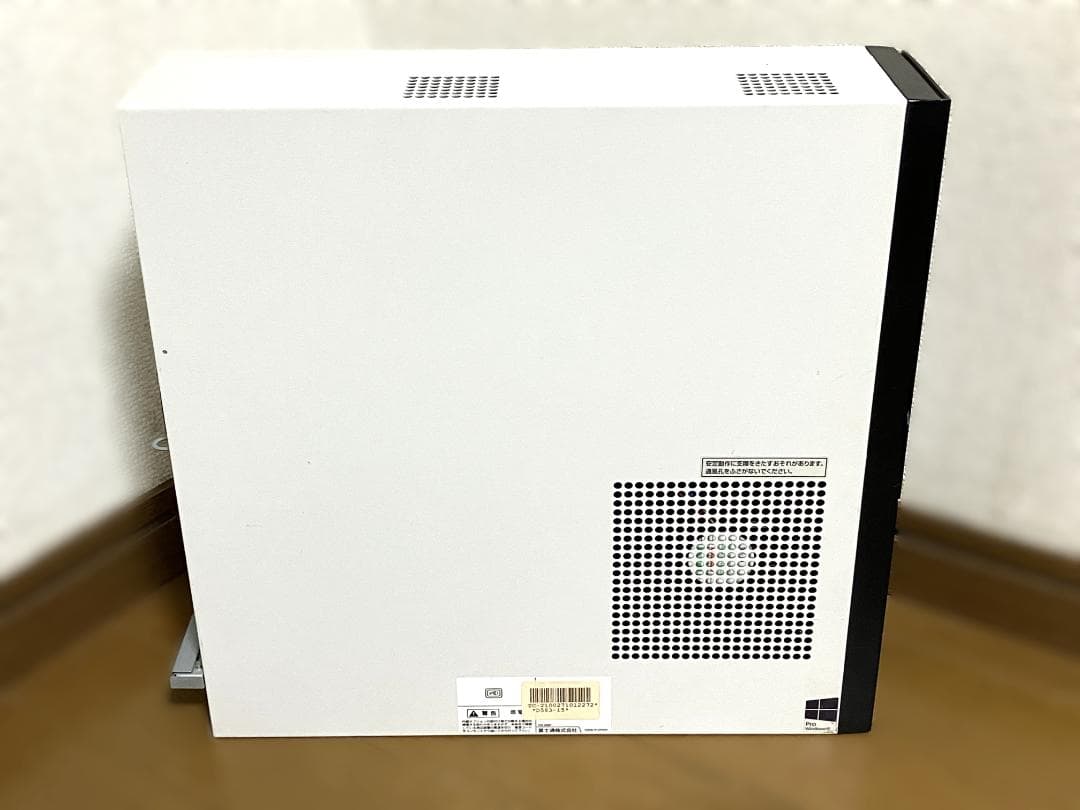 富士通ESPRIMO i7 メモリ16GB SSD搭載