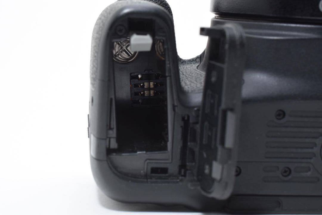 デジタル一眼レフカメラ/canon kiss x9i標準&望遠ダブルレンズセット