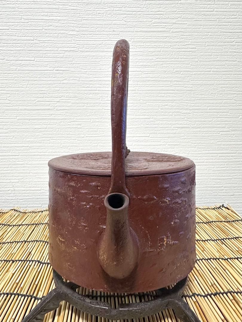 未使用、保管品　南部盛栄堂ＯＩＧＥＮ造　桜皮寸胴１０型　南部鉄瓶　南部鉄器