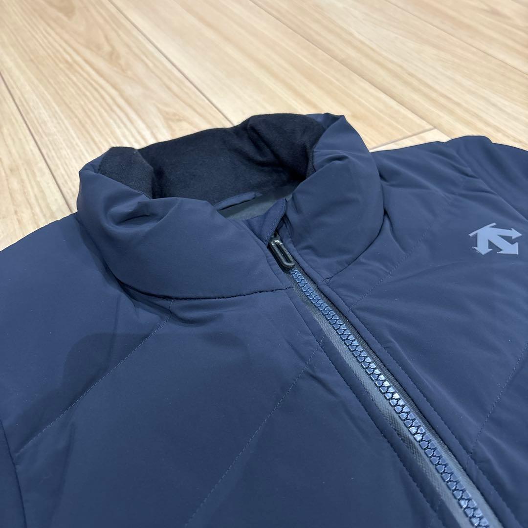 新作美品　デサントゴルフ　ディタッチャブル2WAY中綿ジャケット　アウター　濃紺