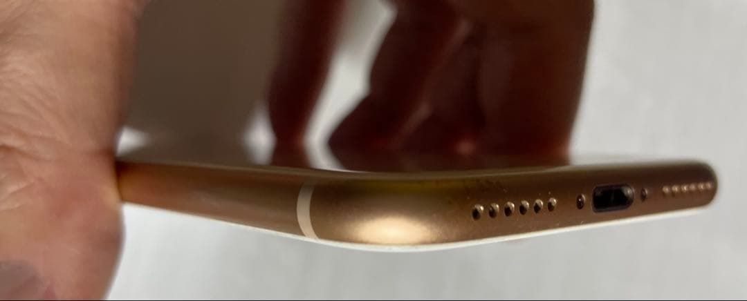 iPhone8 本体ゴールドピンク 美品