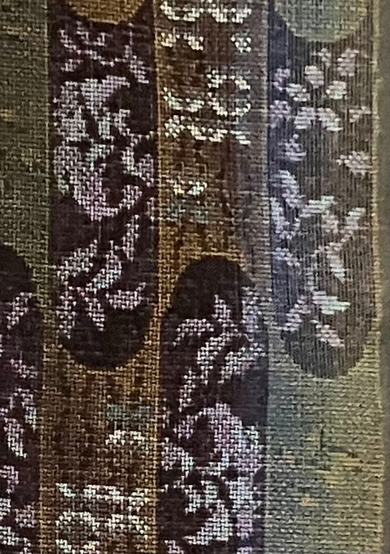 本場大島紬 経緯絣 小紋 縦縞 花文 桜 美品 イ6630