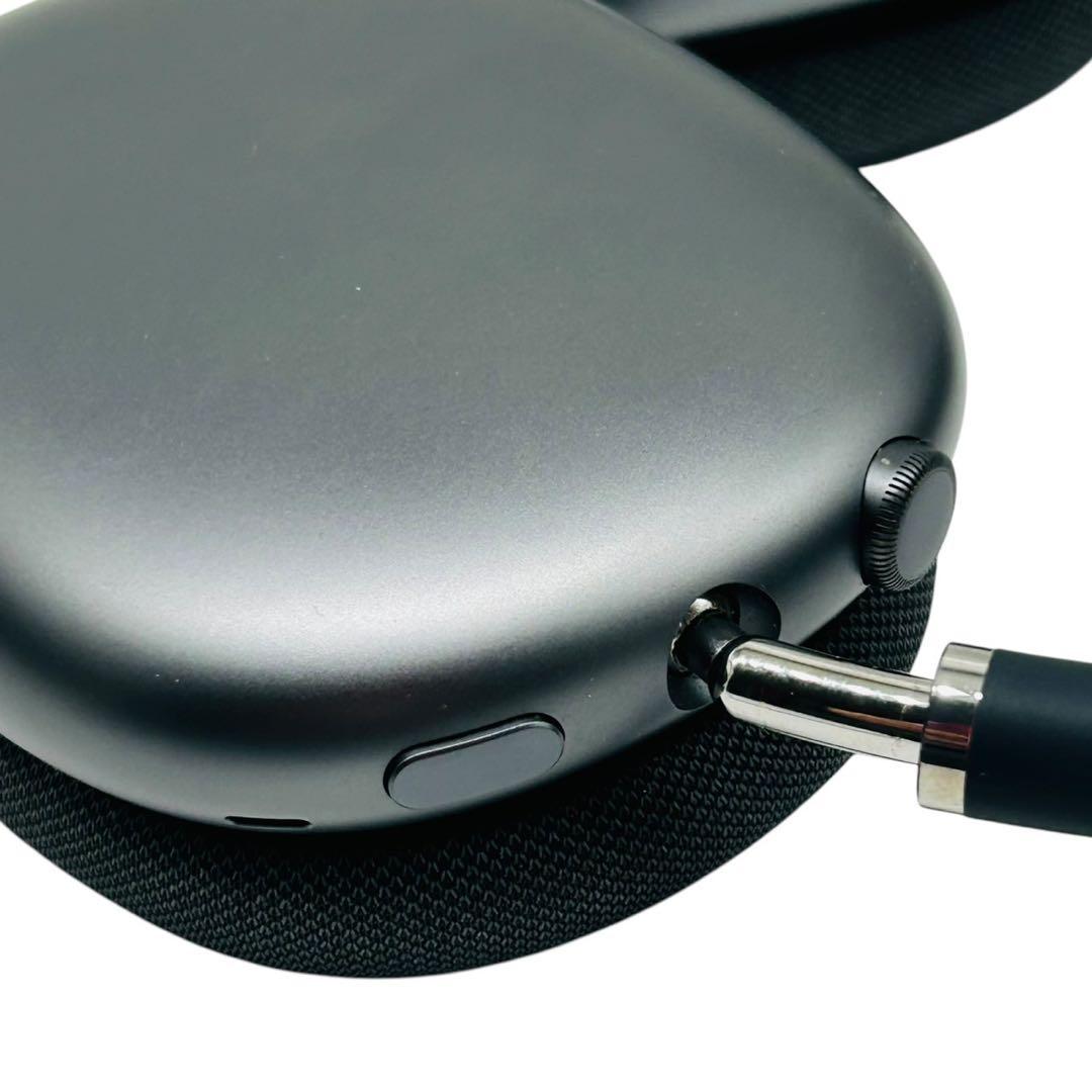 AirPods MAXスペースグレイ
