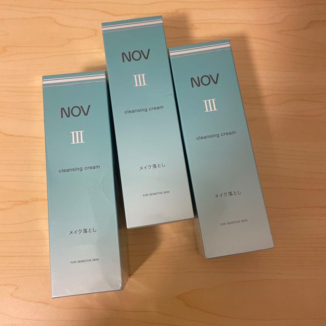 NOV III クレンジングクリーム❌3
