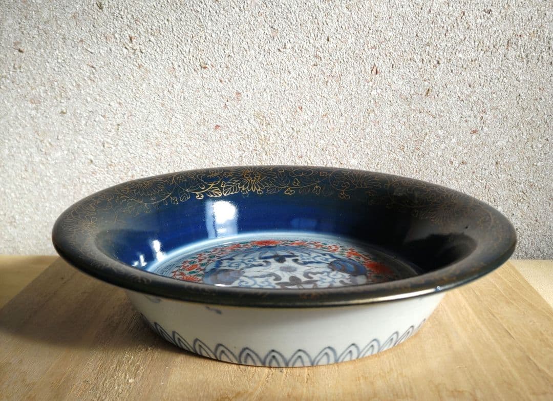 古伊万里　瑠璃色の鉢