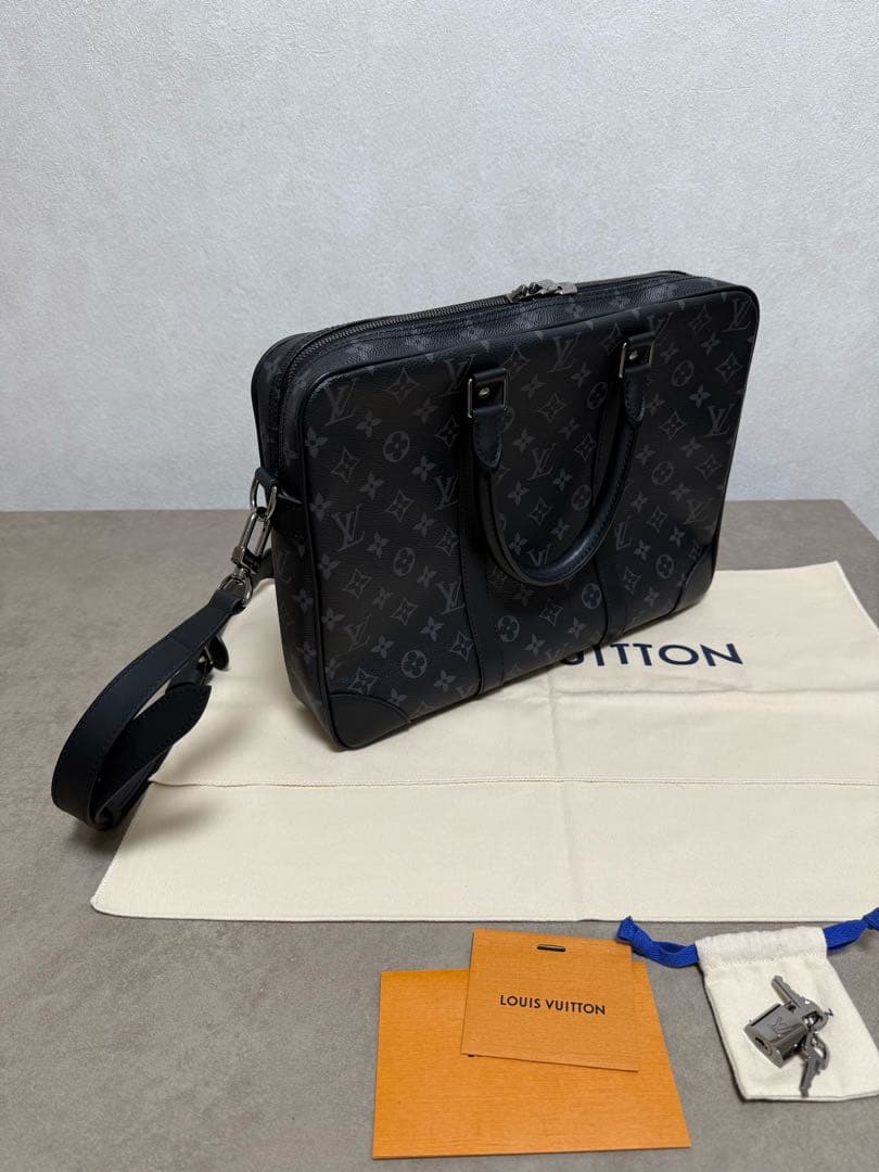 極美✨ルイヴィトン ポルト ドキュマン ヴォワヤージュ M46457 ICチップ