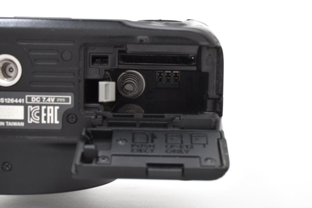 キヤノン CANON EOS KISS X7 ボディ