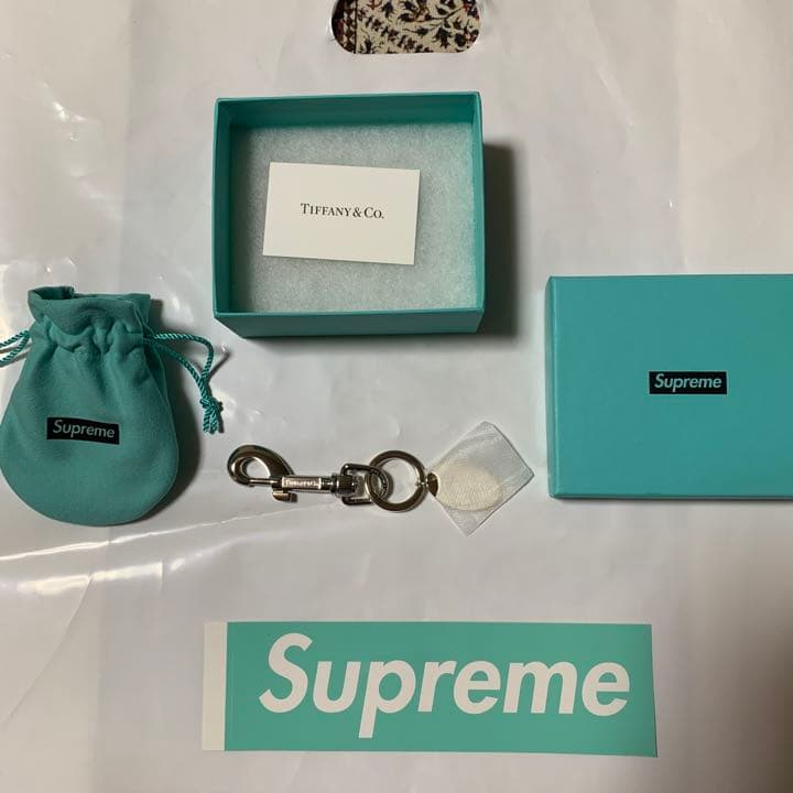 surpreme x tiffany keychain 新品