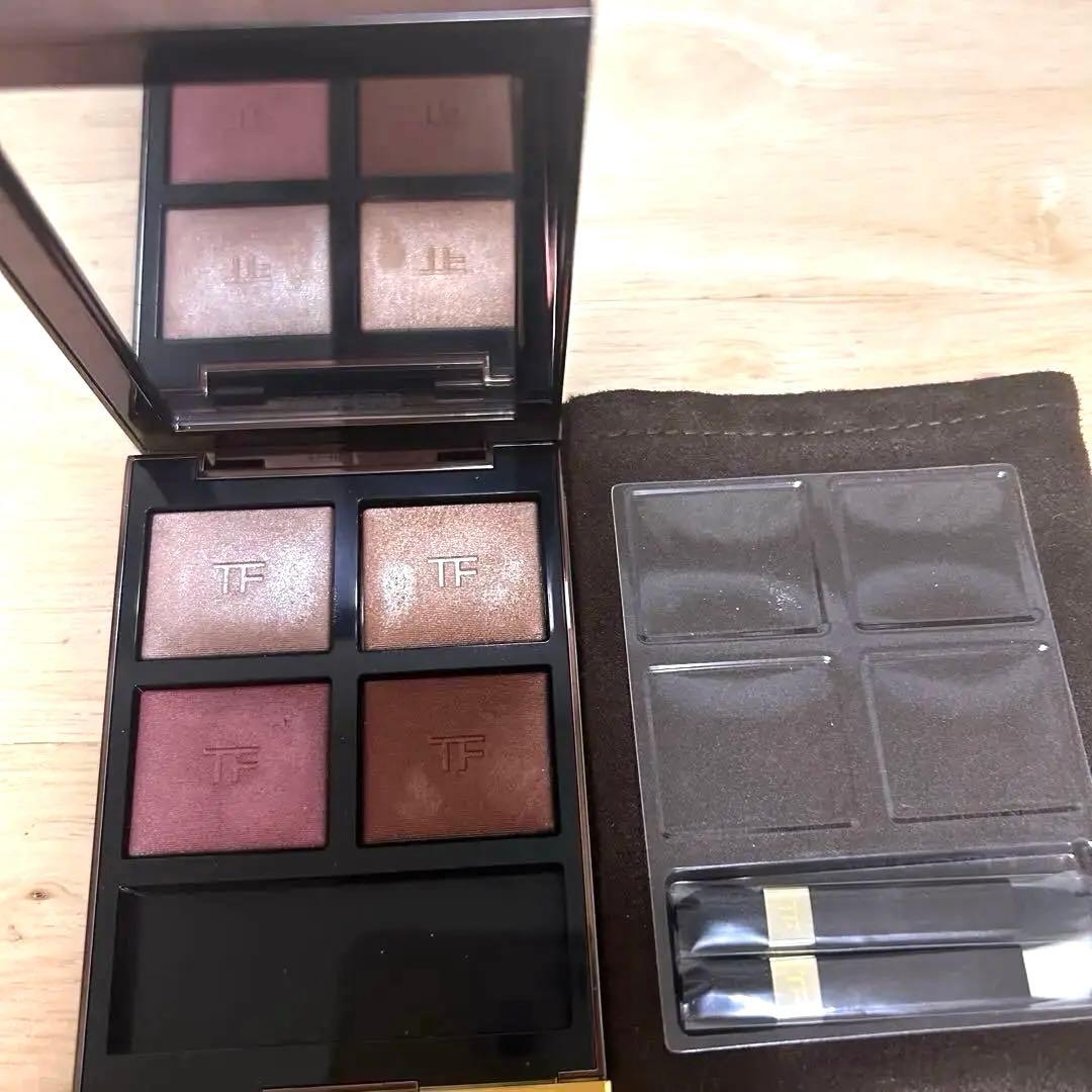 TOM FORD アイ カラー クォード 42A ヘイズィセンシュアリティ