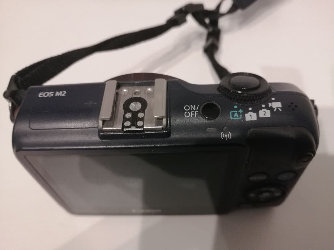 Canon EOS M2 ミラーレス一眼カメラ EOS M2 ダブルレンズキット