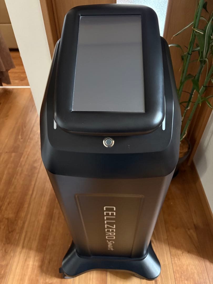 【値下げ】セルゼロスマート　エステマシン　じぶんdeエステ