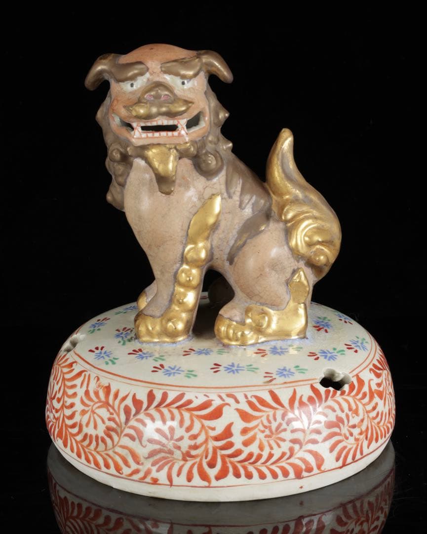 薩摩焼 丸十字家紋 金襴手色絵金彩 武者人物図 獅子摘 三足香炉 特大62cm