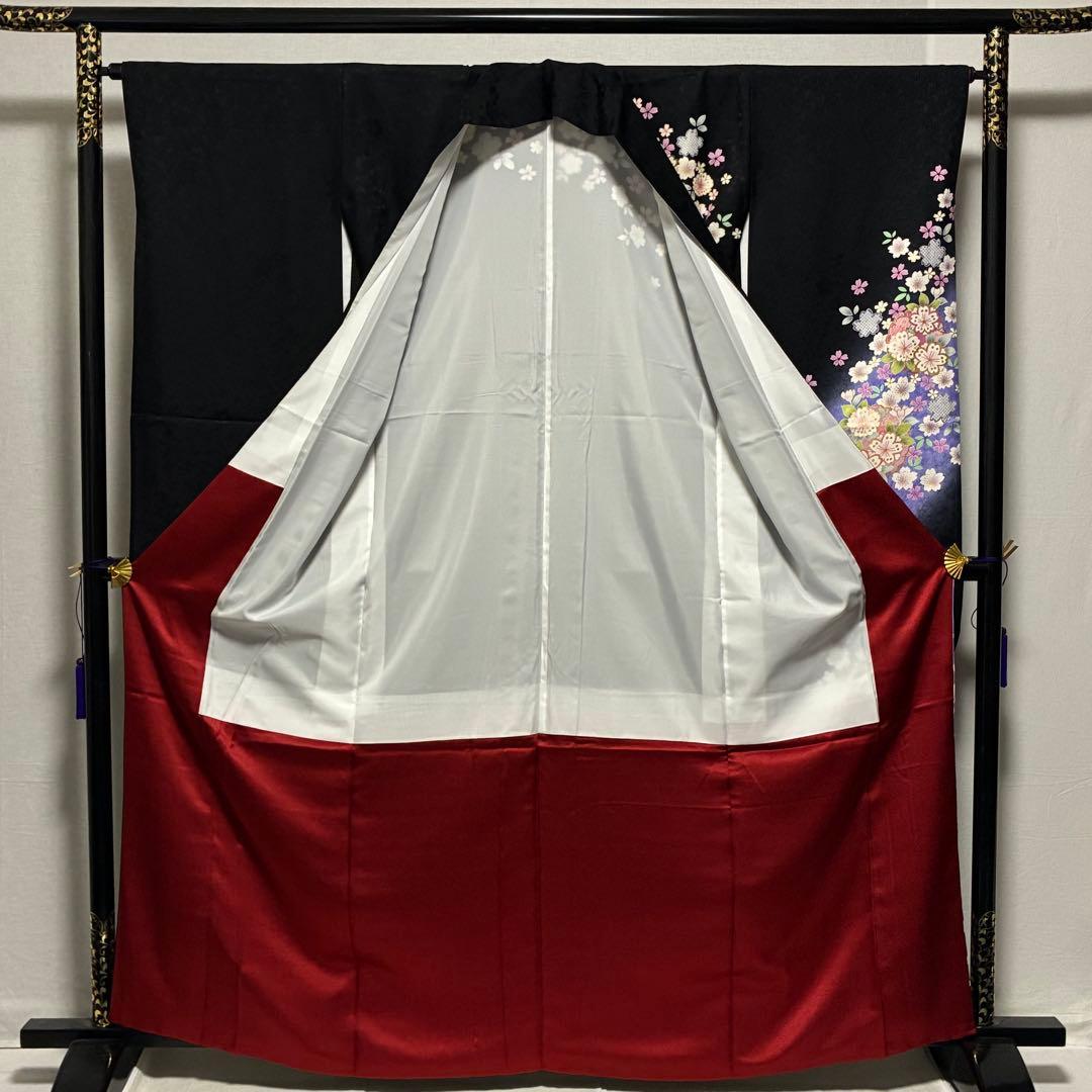 m-94＋　D136 振袖　桜　黒地　正絹　着物　袷　極美品