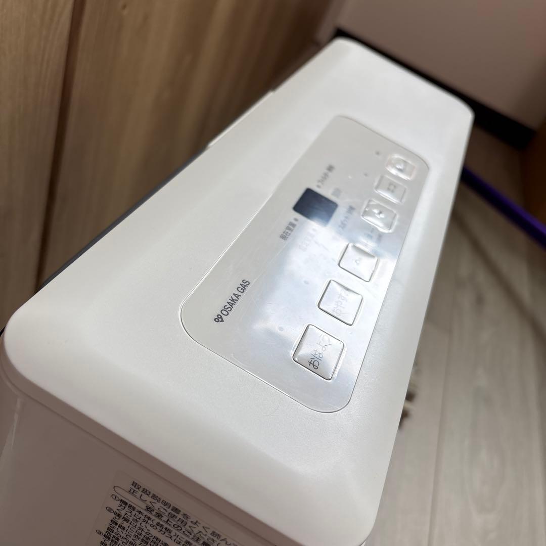 【美品】OSAKAGAS✱ファンヒーターホース付GFH-2403S-W都市ガス用