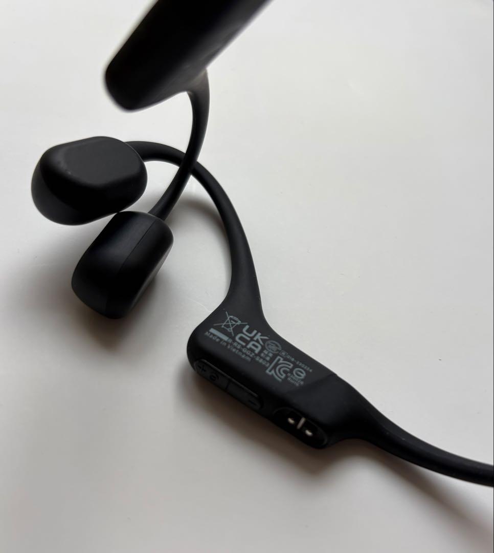【保証書・レシート付】Shokz OpenRun 骨伝導イヤホン ブラック【美品