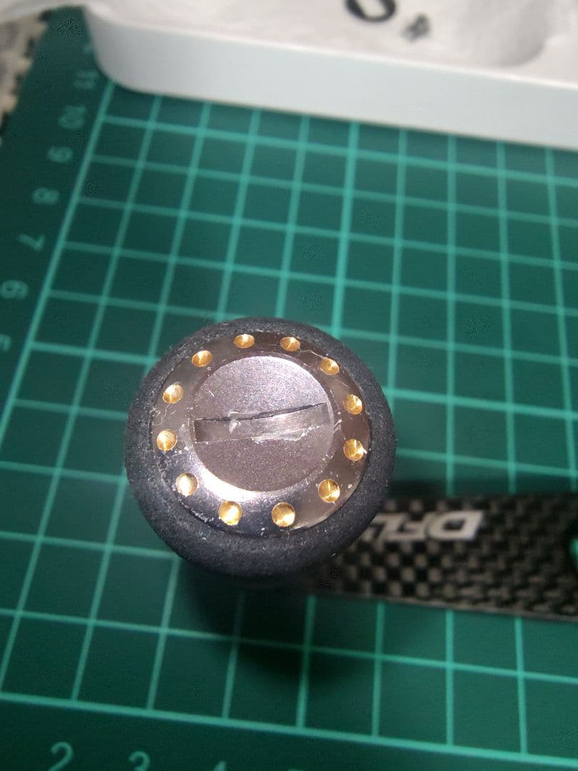 アブ　DFL100　左ナット用