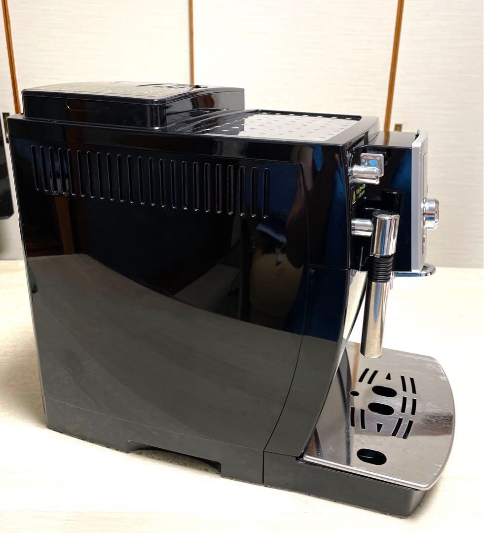 デロンギ　コンパクト全自動エスプレッソマシン　マグニフィカSプラス