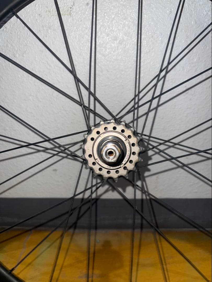 BROTURES SHRED88 カーボンリアホイール 88mm ピスト