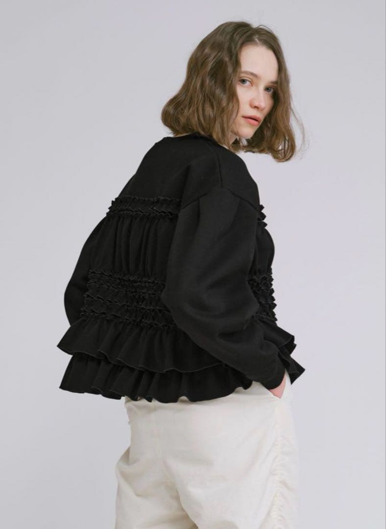 トップス stair gather frill keyneck sweat