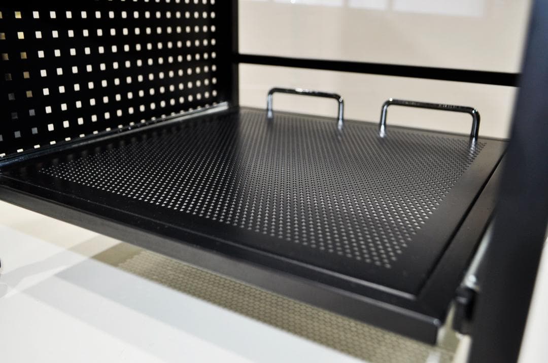 【中古品】Bauhütte （バウヒュッテ）ゲーム機収納ラック 4段 ブラック