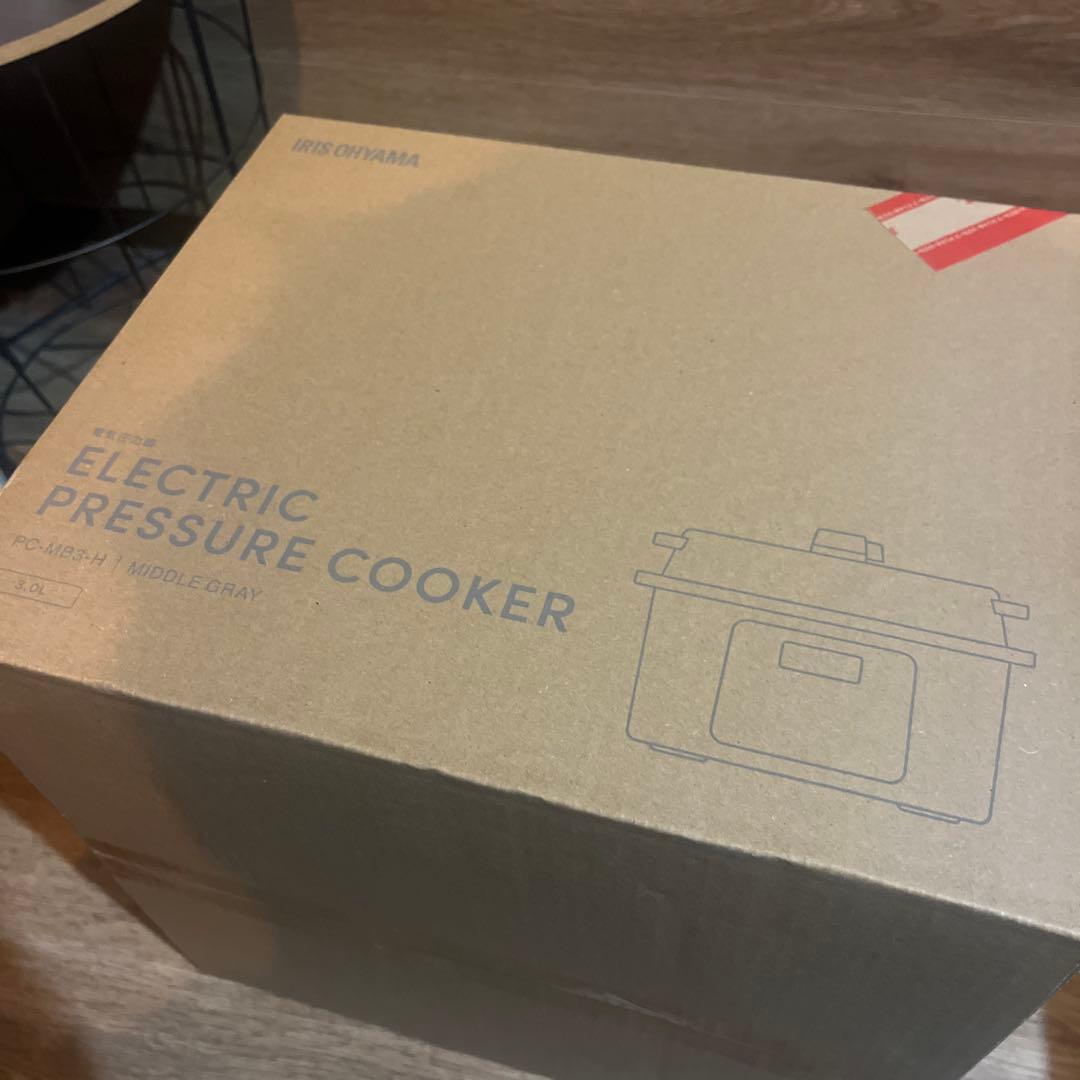 新品　アイリスオーヤマ　PC-MB3-H 電気圧力鍋　グレー