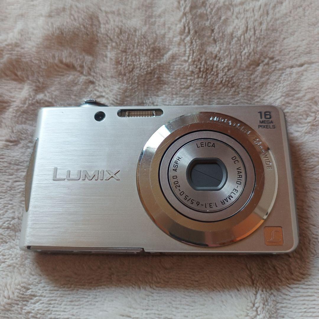 Panasonic Lumix DMC-FH5 シルバー