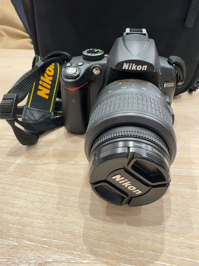 Nikon 一眼レフカメラ ダブルズームセット 標準レンズ＋望遠レンズ+バッグ