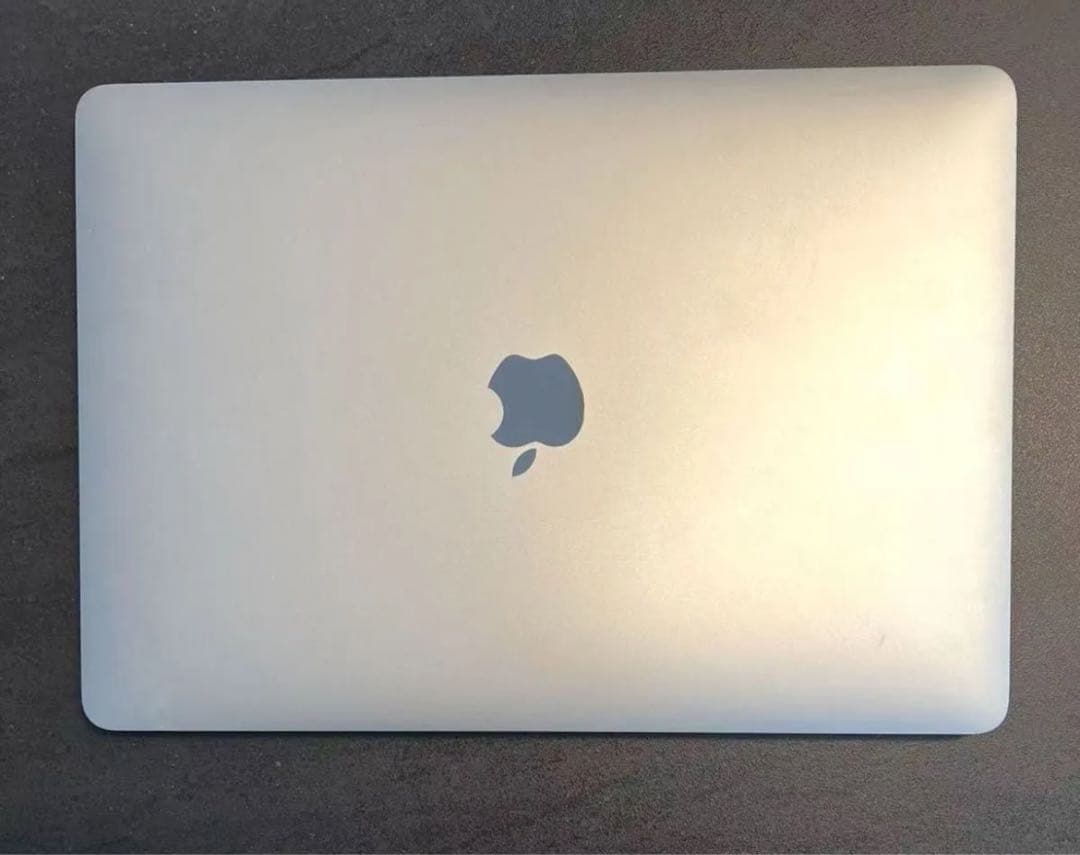 美品M1チップ Macbook Pro 2020 メモリ8gb SSD256gb