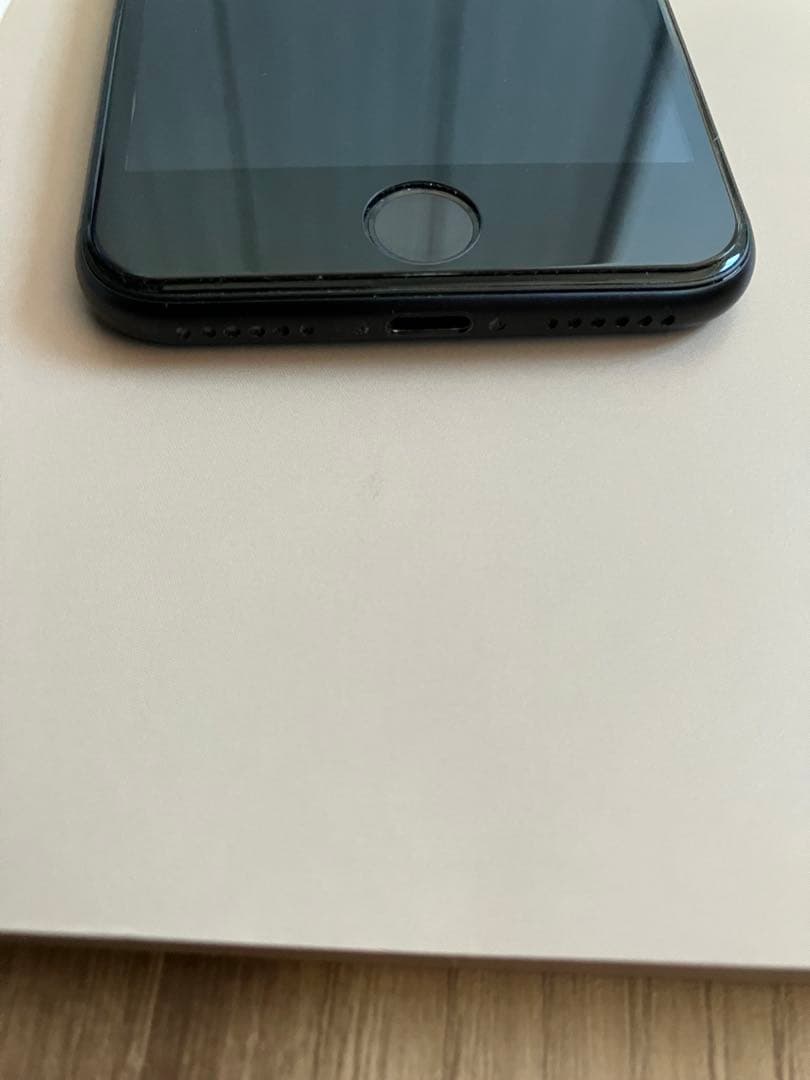 Apple iPhone SE2スペースグレー 本体