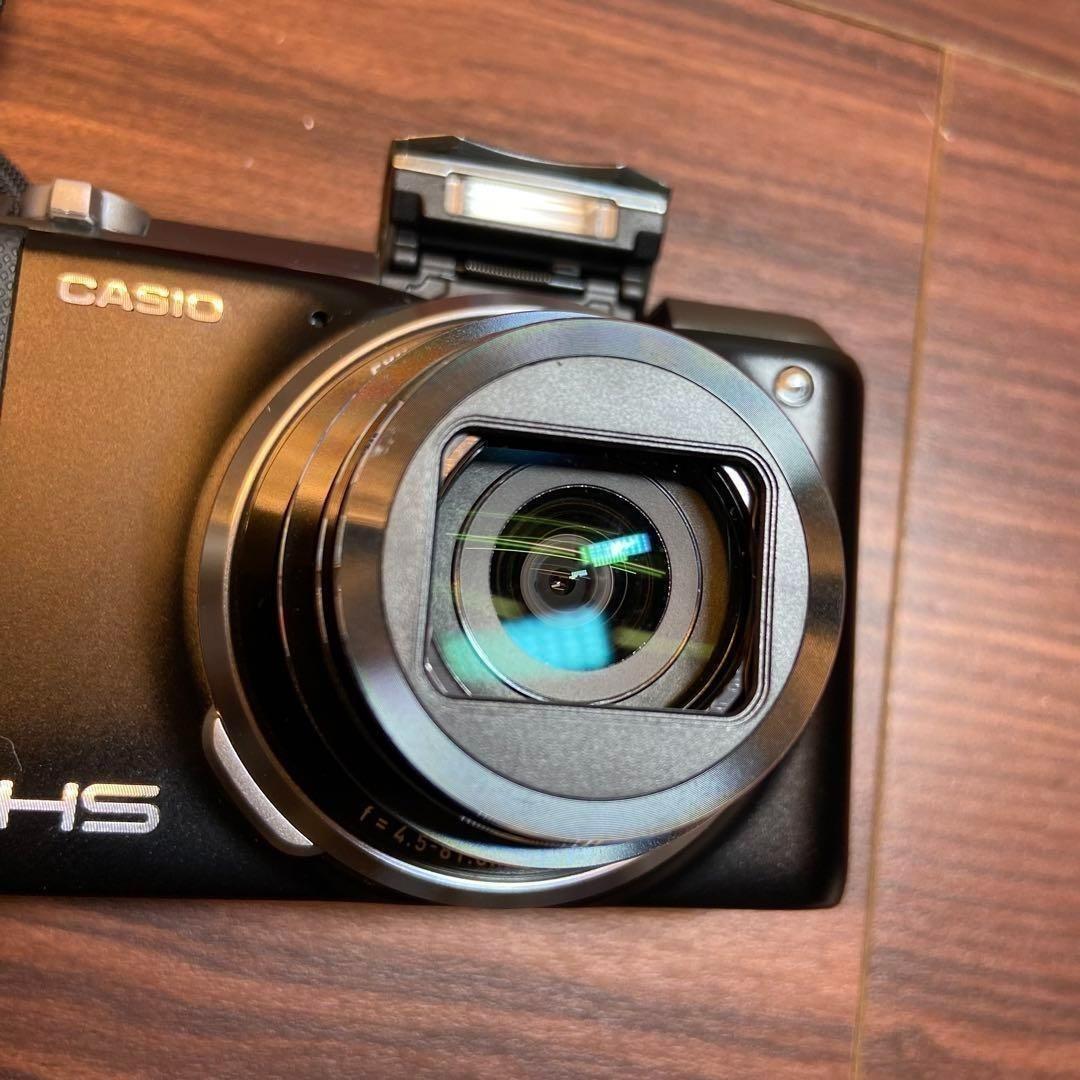 CASIO EXILIM EX-ZR700 デジカメ ほぼ新品 3817