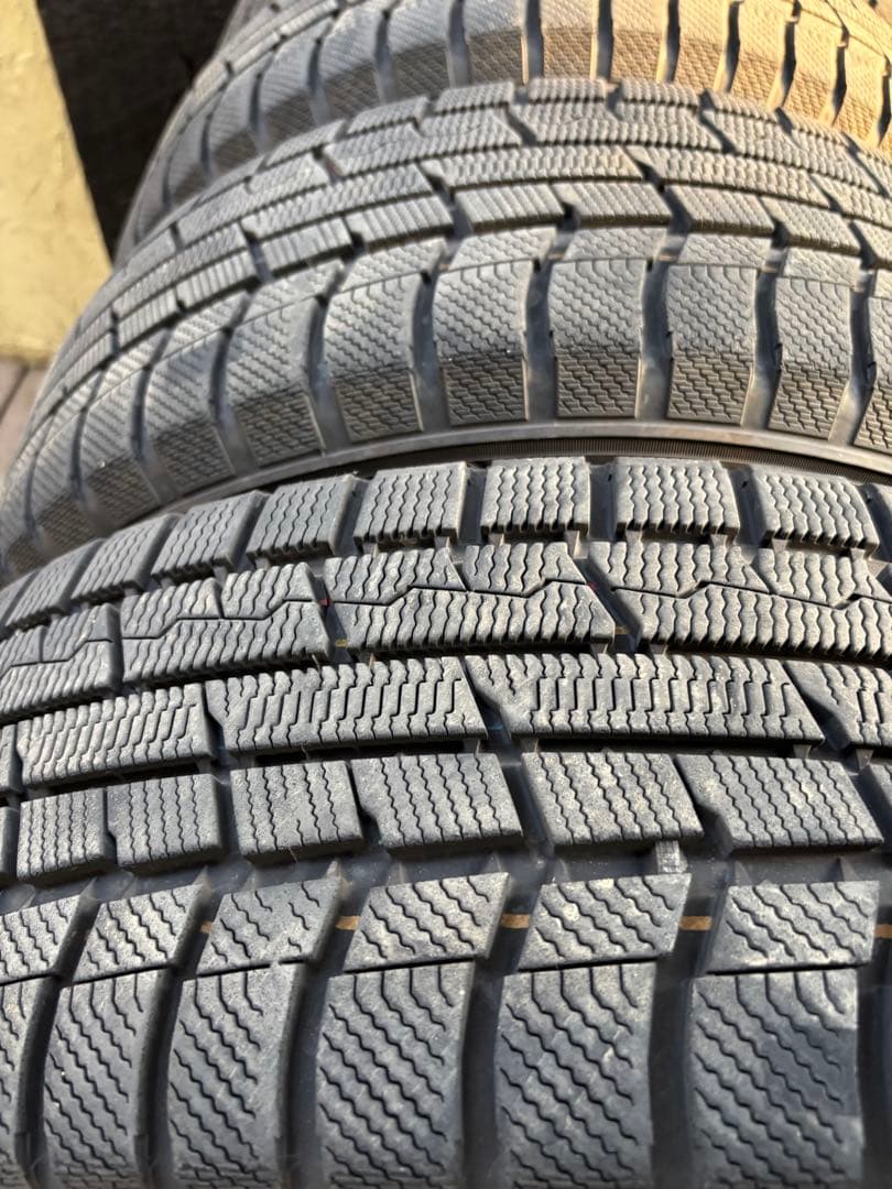 プジョー3008 スタッドレスタイヤセット　225/60 R17 2024年製