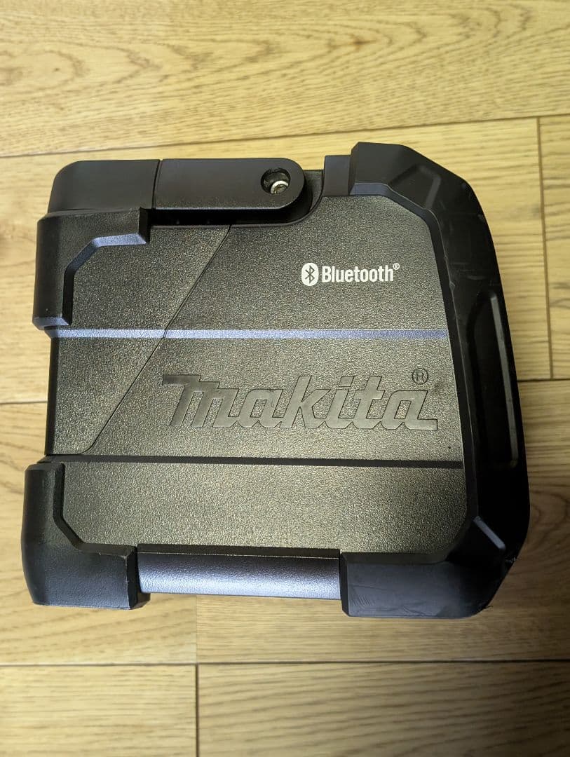 Makita MR200B Bluetoothスピーカー