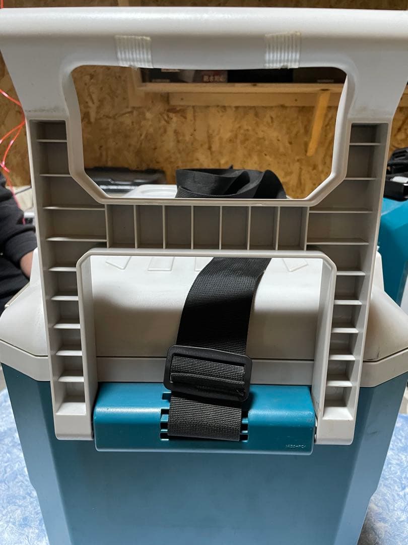 Makita LXT 冷温庫