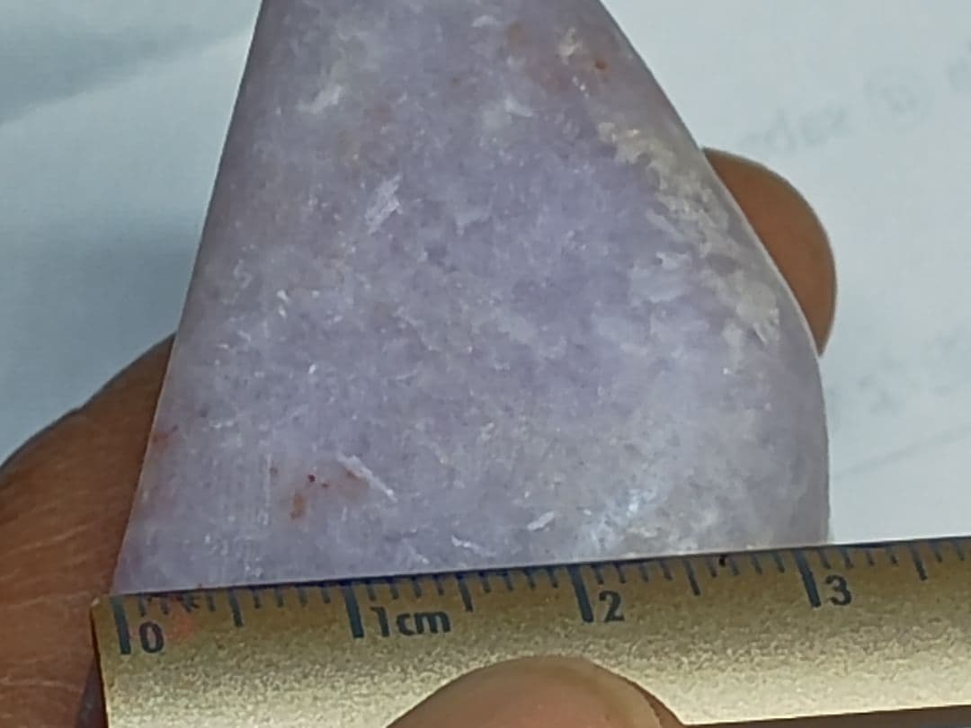 ミャンマー産ラベンダーヒスイ