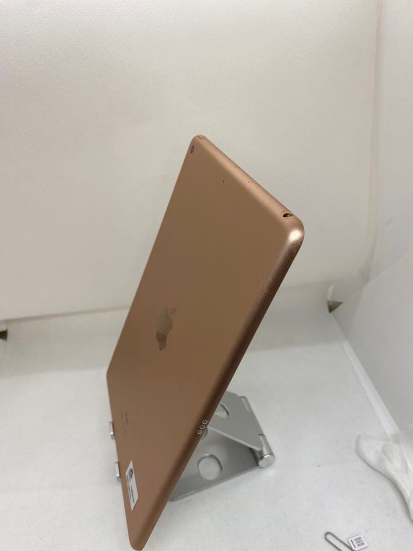 ジャンク品iPad 第8世代 128GB RQ1GJ